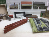 Job Lot of Assorted N Gauge Buildings/Accessories (Lot 3)
