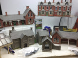 Job Lot of OO Gauge Kit Built Buildings and Accessories (L10)