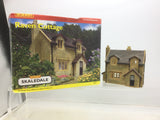 Hornby R8501 OO Gauge Skaledale Raven Cottage