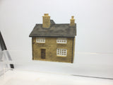 Hornby R8506 OO Gauge Skaledale Brambles Cottage