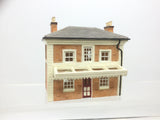 Hornby R8713 OO Gauge Skaledale Main Terminus Building