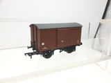 Bachmann 38-576A OO Gauge LNER 10t Fish Van BR Bauxite E184076