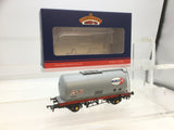 Bachmann 37-588 OO Gauge BR 45T TTA Tank Wagon 'Murco' Grey