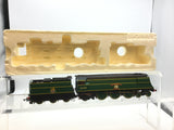Hornby R2692 OO Gauge BR Green Battle of Britain 34090 Sir Eustace Missenden