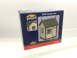 Bachmann 44-0178M OO Gauge Scenecraft GCR Lamp Hut Maroon and Cream
