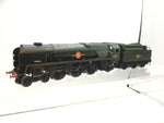 Hornby R2310 OO Gauge BR Green Merchant Navy 35016 Elders Fyffes