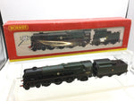 Hornby R2267 OO Gauge BR Green Merchant Navy Class 35025 Brocklebank Line (NEEDS ATTN)