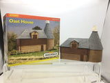Hornby R8568 OO Gauge Skaledale Oast House