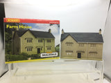 Hornby R8782 OO Gauge Skaledale Farm House