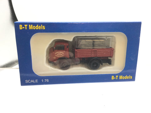 B-T Models DB11 1:76/OO Gauge Karrier Bantam Dropside Sand & Gravel Supply Co