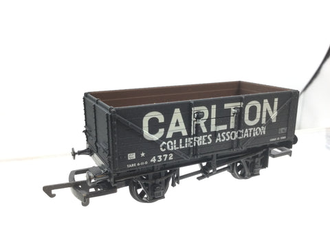 Airfix 54390 OO Gauge 7 Plank Wagon Carlton Collieries