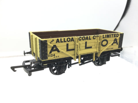 Airfix 54388 OO Gauge 5 Plank Wagon Alloa Coal