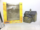 Scenix EM6004A OO Gauge Victorian Semi-Detached Houses Re-Colour
