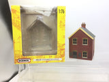 Scenix EM6109 OO Gauge Station Masters House (Red Brick)