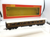 Hornby R745 OO Gauge Thompson Teak Composite Coach 1010