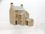 Hornby R8555 OO Gauge Skaledale Radcliffe's Newsagent