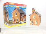 Hornby R8716 OO Gauge Upper Skaledale Main Building