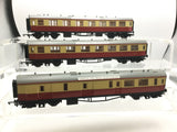 Hornby R2024 OO Gauge Western Region Express Train Pack Coaches