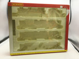 Hornby R2024 OO Gauge Western Region Express Train Pack Coaches