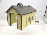 Bachmann 44-0029 OO Gauge Single Track Wooden Engine Shed