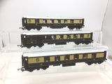 Hornby R1136 OO Gauge Yorkshire Pullman Coaches x3