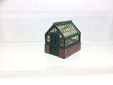 Hornby R8682 OO Gauge Greenhouse