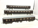 Hornby R1057 OO Gauge Royal Train Set Coaches x3