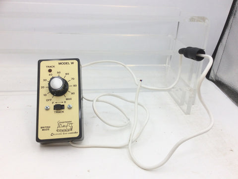 Gaugemaster Model W Handheld Controller (UNTESTED)