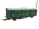 Hornby R4340B OO Gauge SR Passenger Brake Van C 739