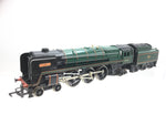Hornby R063 OO Gauge BR Green 70000 Britannia Steam Loco