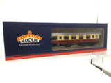 Bachmann 39-052H OO Gauge BR Mk1 TSO Tourist 2nd Open Coach BR Crimson/Cream