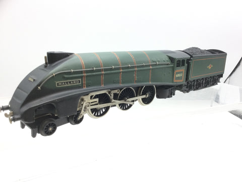 Wrenn W2211 OO Gauge BR Green Class A4 60022 Mallard (HORNBY TENDER)