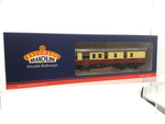 Bachmann 39-077G OO Gauge BR Mk1 BSK Brake Second Corridor BR Crimson & Cream