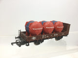 Lima OO Gauge BR Flat Wagon with Watney's Barrel Load