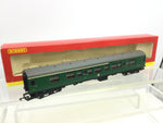 Hornby R4115D OO Gauge BR Green Mk 1 Composite Coach S15872