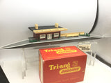 Triang R458A OO Gauge Small Station Set