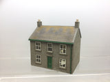 Hornby R8567 OO Gauge Skaledale Home Farm (Unboxed)