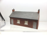 Hornby R8972 OO Gauge Skaledale Miners Cottages (Unboxed)