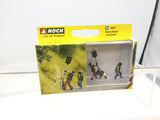 Noch 16611 HO/OO Gauge Too Fast Funny Scenes Figure Set