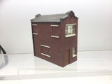 Hornby R8968 OO Gauge Skaledale Mawes & Plenty Estate Agents