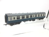 Bachmann 39-025E OO Gauge BR Blue/Grey Mk1 SK Second Corridor Coach M25704,Hampshire Models 