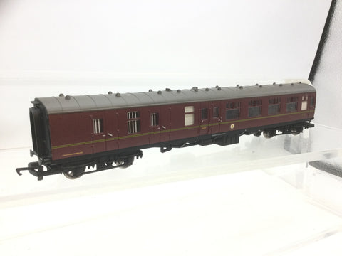 Hornby R4935 OO Gauge Harry Potter Hogwarts Mk1 BSK Coach 99723