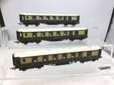 Hornby R1073 OO Gauge Set of 3 Pullman Coaches