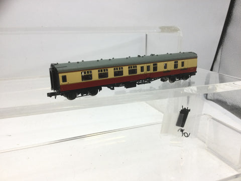 Graham Farish 374-185B N Gauge BR Red/Cream Mk1 BSK Corr Brake 2nd Coach E34500