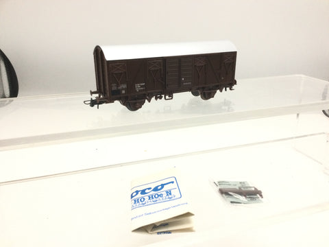 Roco 46412 HO Gauge OBB Covered Goods Wagon (L1)