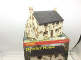 Hornby R8562 OO Gauge Skaledale Derelict House,Hampshire Models 