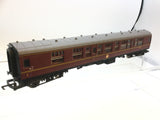 Hornby R1052 OO Gauge BR Maroon Mk1 1st Corridor Coach W15820