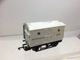 Hornby R6180 OO Gauge Refrigerated Van NE 151276