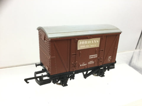 Hornby R6178 OO Gauge BR VEA Wagon B784837