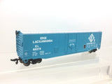 Bachmann 18028 HO Gauge 50' Plug Door Box Car Erie Lackawanna EL68279